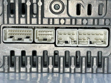 Load image into Gallery viewer, CD PLAYER RADIO Toyota Camry 2005 05 2006 06 - NW139859
