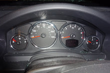 Load image into Gallery viewer, SPEEDOMETER CLUSTER Jeep Liberty 2010 10 - NW159083
