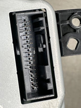 Load image into Gallery viewer, SPEEDOMETER CLUSTER Cadillac SRX 2013 13 2014 14 - NW158593
