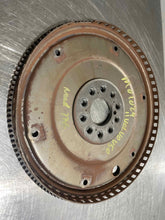 Load image into Gallery viewer, FLYWHEEL Volvo S80 XC90 S40 V70 93 94 - 07 08 09 Auto - NW78626

