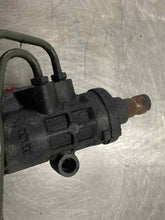 Load image into Gallery viewer, STEERING RACK BMW 323i 328i 2000 00 TRW - NW168539
