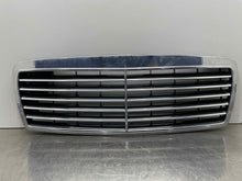 Load image into Gallery viewer, GRILL Mercedes E300D E320 E55 1996 96 1997 97 98 99 - NW98529
