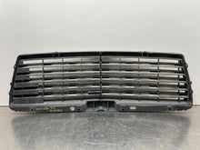Load image into Gallery viewer, GRILL Mercedes E300D E320 E55 1996 96 1997 97 98 99 - NW98529
