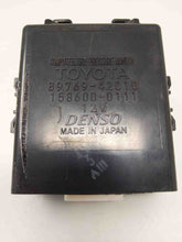Load image into Gallery viewer, SUSPENSION CONTROL MODULE COMPUTER Rav4 2006 06 2007 07 - NW38470
