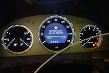 Load image into Gallery viewer, SPEEDOMETER CLUSTER Mercedes-Benz GLK350 2011 11 - NW161284
