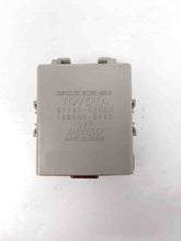 Load image into Gallery viewer, TPMS CONTROL MODULE COMPUTER Highlander 2008-2013 - NW38589

