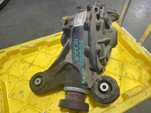 Load image into Gallery viewer, CARRIER ASSEMBLY Vanden Pl XF XFR XJ XJL XJR XK XKR 2010-2014 - NW46684
