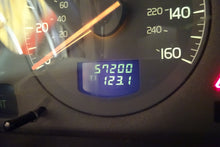 Load image into Gallery viewer, SPEEDOMETER CLUSTER Volvo S80 1999 99 2000 00 - NW162397
