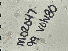 Load image into Gallery viewer, RADIO Volvo S80 1999 99 2000 00 01 02 03 04 AM/FM/CD - NW140540
