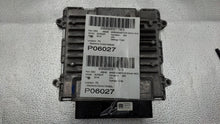 Load image into Gallery viewer, ECU ECM Computer Kia Sorento 2016 - NW60774

