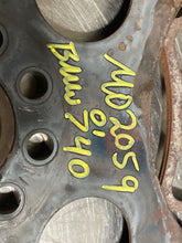 Load image into Gallery viewer, FLYWHEEL BMW 540I X5 Z8 740I 1999 00 01 02 03 AUTO - NW78539

