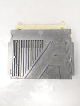 Load image into Gallery viewer, TRANSMISSION COMPUTER Volvo S60 V70 XC90 05 06 07 - NW39235
