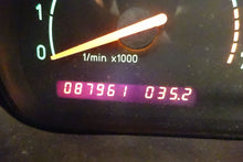 Load image into Gallery viewer, SPEEDOMETER CLUSTER Saab 9-3 9-5 2000 00 2001 01 Manual - NW161660
