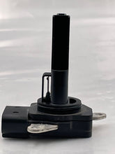 Load image into Gallery viewer, Mass Air Flow Sensor Meter MAF C70 S60 S80 V60 V70 XC60 XC70 08-14 - NW485098
