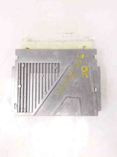 Load image into Gallery viewer, TRANSMISSION COMPUTER Volvo S60 V70 XC90 05 06 07 - NW39101

