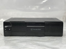 Load image into Gallery viewer, RADIO Mercedes CLK320 430 E300D 1999 99 2000 00 - NW138644

