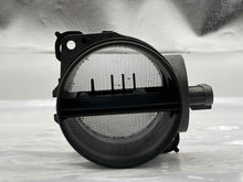 Load image into Gallery viewer, Mass Air Flow Sensor Meter MAF Enclave Lacrosse Lucerne Rendezvous 05-12 - NW4608
