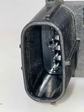 Load image into Gallery viewer, Mass Air Flow Sensor Meter MAF GS460 LS460 LS600HL 2007-2017 - NW5215
