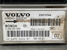 Load image into Gallery viewer, Air Bag Computer Volvo S60 V70 2005 05 2006 06 2007 07 08 09 - NW39102
