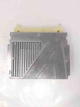 Load image into Gallery viewer, TRANSMISSION COMPUTER Volvo S60 V70 XC90 05 06 07 - NW39103
