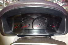 Load image into Gallery viewer, SPEEDOMETER CLUSTER Cadillac DTS 2007 07 - NW158576
