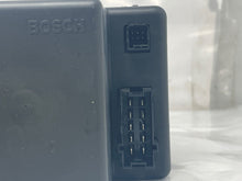 Load image into Gallery viewer, Vacuum Pump  MERCEDES CL-CLASS 2001 - NW250489
