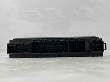 Load image into Gallery viewer, BODY CONTROL MODULE BCM COMPUTER Porsche Cayenne 08 09 10 - NW36825
