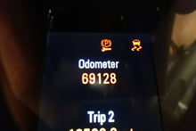 Load image into Gallery viewer, Speedometer Cluster Buick Lacrosse 2012 - NW158469
