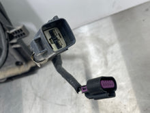 Load image into Gallery viewer, [INVENTORYCAR_YEAR_MAKE_MODEL] RADIATOR FAN ASSEMBLY - NW63288
