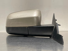 Load image into Gallery viewer, SIDE VIEW MIRROR Five Hundred Montego 2005 05 2006 06 2007 07 Right - NW51262
