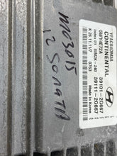 Load image into Gallery viewer, ECU ECM COMPUTER Sonata 2011 11 2012 12 2013 13 2014 14 - NW60154
