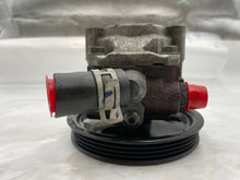 Load image into Gallery viewer, Power Steering Pump  PT CRUISER 2003 - NW162812
