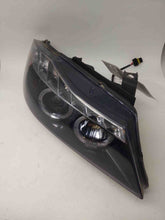 Load image into Gallery viewer, HEADLIGHT LAMP ASSEMBLY 323i 325ci 325i 328i 330ci 330i 330xi 06-08 Right - NW102447
