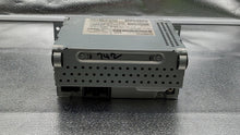Load image into Gallery viewer, RADIO Jaguar XF XFR 2009 09 2010 10 2011 11  AM FM CD - NW137882
