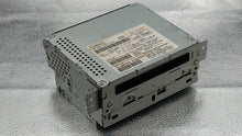 Load image into Gallery viewer, RADIO Jaguar XF XFR 2009 09 2010 10 2011 11  AM FM CD - NW137882
