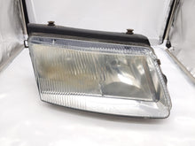 Load image into Gallery viewer, HEADLIGHT LAMP ASSEMBLY Volkswagen Passat 98 99 00 01 Right - NW103710
