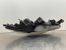 Load image into Gallery viewer, HEADLIGHT LAMP ASSEMBLY Nissan Murano 2009 09 2010 10 Right - NW102860
