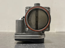 Load image into Gallery viewer, THROTTLE BODY BMW 650i 550i 750i X5 2006 06 2007 07 08 09 10 - NW177825
