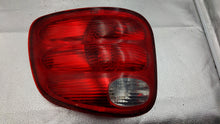 Load image into Gallery viewer, TAIL LIGHT LAMP ASSEMBLY Ford F150 Pickup 00 01 02 03 04 Right - NW179665
