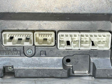 Load image into Gallery viewer, RADIO Toyota Prius 2010 10 2011 11 - NW139967
