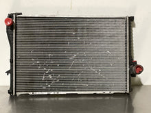 Load image into Gallery viewer, RADIATOR BMW 525i 530i 540i 1998 98 99 00 01 02 03 - NW131980
