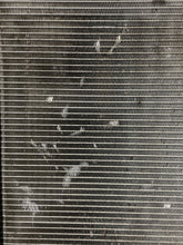 Load image into Gallery viewer, RADIATOR BMW 525i 530i 540i 1998 98 99 00 01 02 03 - NW131980
