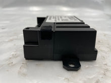 Load image into Gallery viewer, FUEL PUMP CONTROL MODULE COMPUTER E350 C230 C250 C300 C350 C63 08-11 - NW34452
