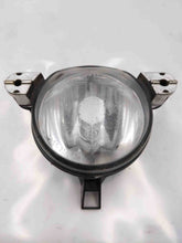 Load image into Gallery viewer, FOG LIGHT Jaguar XJ8 1998 98 1999 99 00 01 02 03 - NW82821
