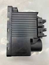 Load image into Gallery viewer, Vacuum Pump  MERCEDES S-CLASS 1995 - NW189226
