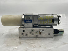 Load image into Gallery viewer, CONVERTIBLE TOP MOTOR SLK280 SLK300 SLK350 SLK55 2005-2011 - NW50211
