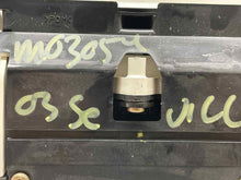 Load image into Gallery viewer, Speedometer Cluster Cadillac Seville 2003 - NW159306

