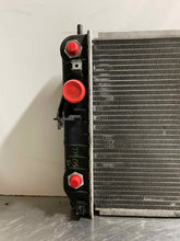 Load image into Gallery viewer, RADIATOR Cadillac Seville 2001 01 2002 02 2003 03 2004 04 - NW131835
