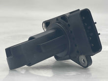 Load image into Gallery viewer, Mass Air Flow Sensor Meter MAF C30 Pickup C70 S40 S60 S80 V40 04-14 - NW5783
