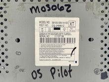 Load image into Gallery viewer, Radio Honda Pilot 2003 03 2004 04 2005 05 AM FM CD Cassette - NW137748
